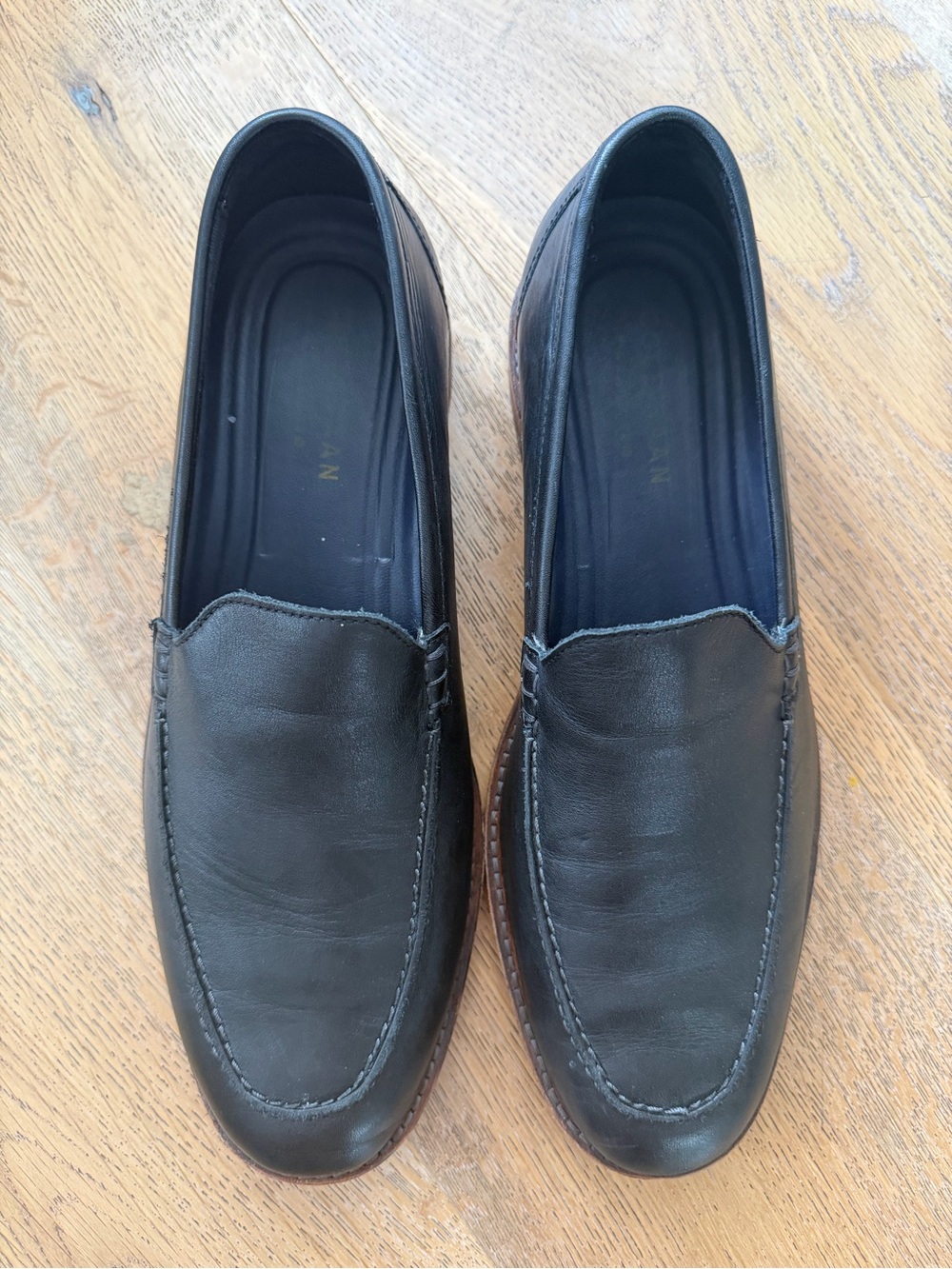 Cole Haan Grand.OS Mens 10 M Black Leather Venetian Loafers Moc Toe Slip On